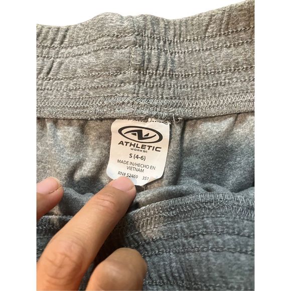5/$25 Athletic works shorts size small - Picture 4 of 6